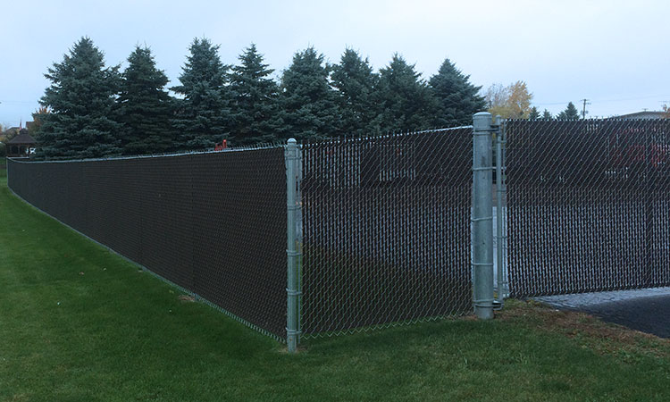Guard Fence Chain-Link Fence with slats